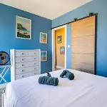 Vue Avec Terrasse, A Deux Pas De La Вальрас-Пляж