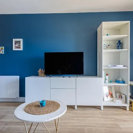 Apartament Vue Avec Terrasse, A Deux Pas De La *