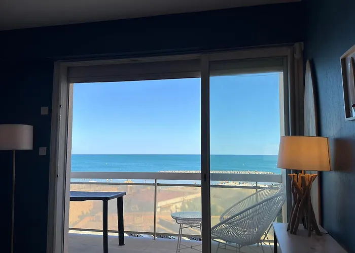 Vue Avec Terrasse, A Deux Pas De La *